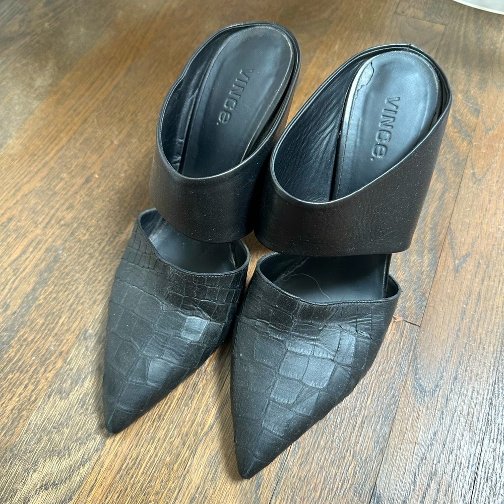 Vince shoes size 9.5